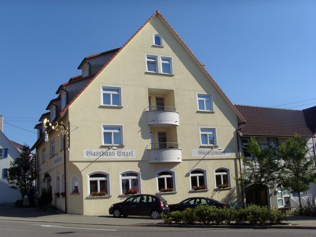 Hotel & Restaurant Engel Хербертинген Экстерьер фото